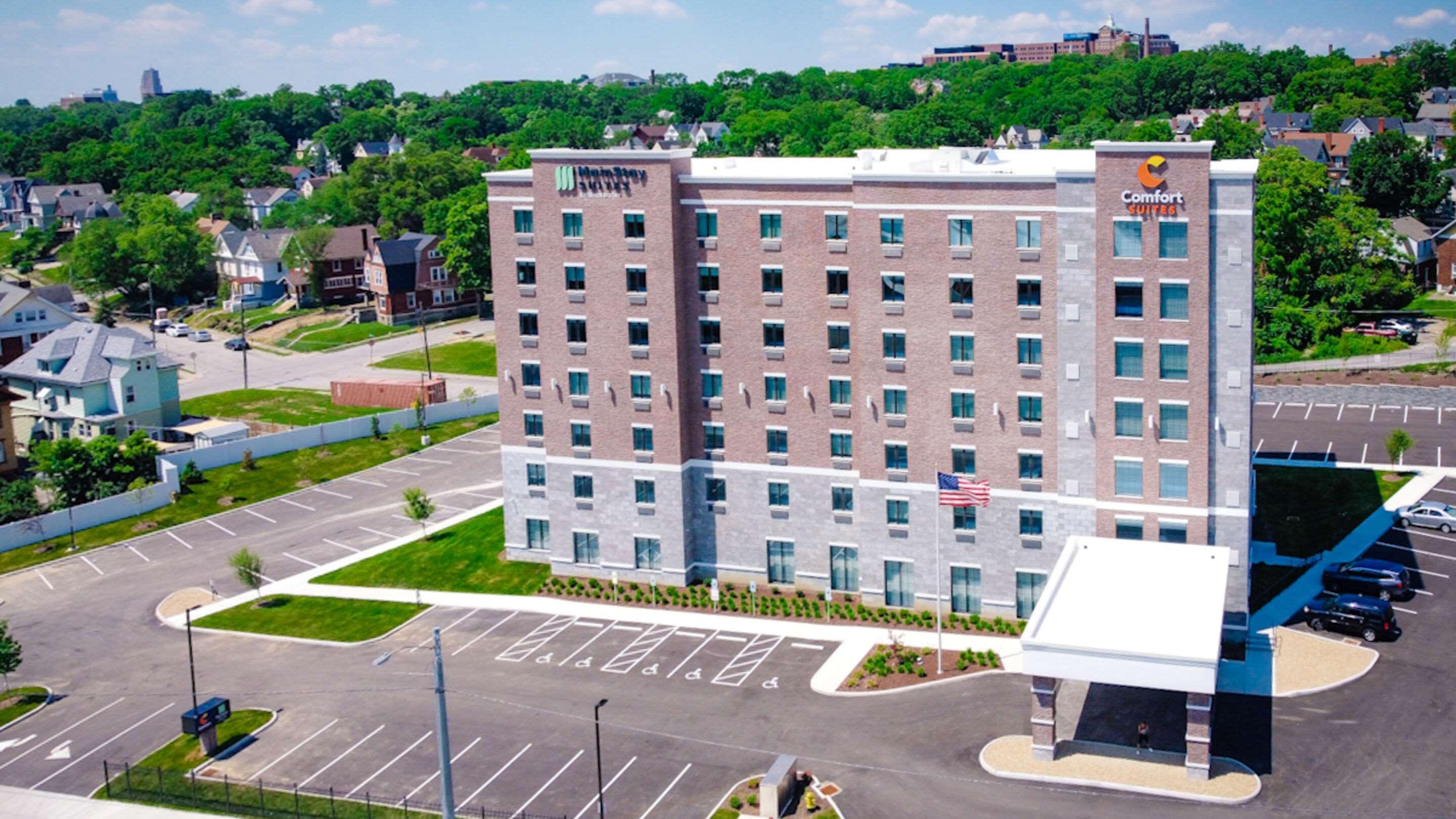 Mainstay Suites Cincinnati University - Uptown Exterior photo